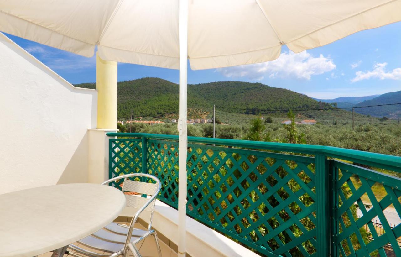 Aegean Sun Apartments Skala Rachoni  Bagian luar foto